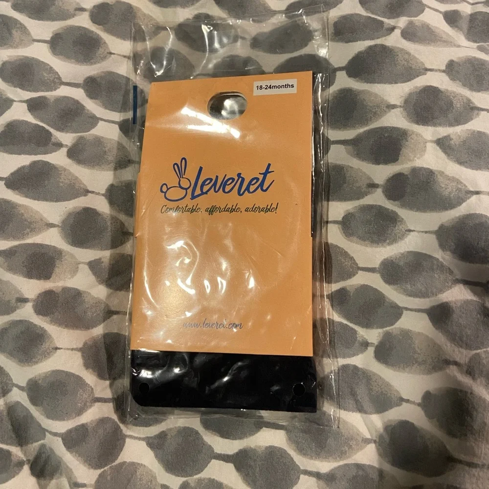 Leveret navy blue tights—NWT